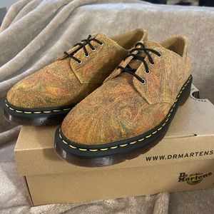Dr. Martens Smiths Marbled Suede Dress Shoes EU39/M7/W8
